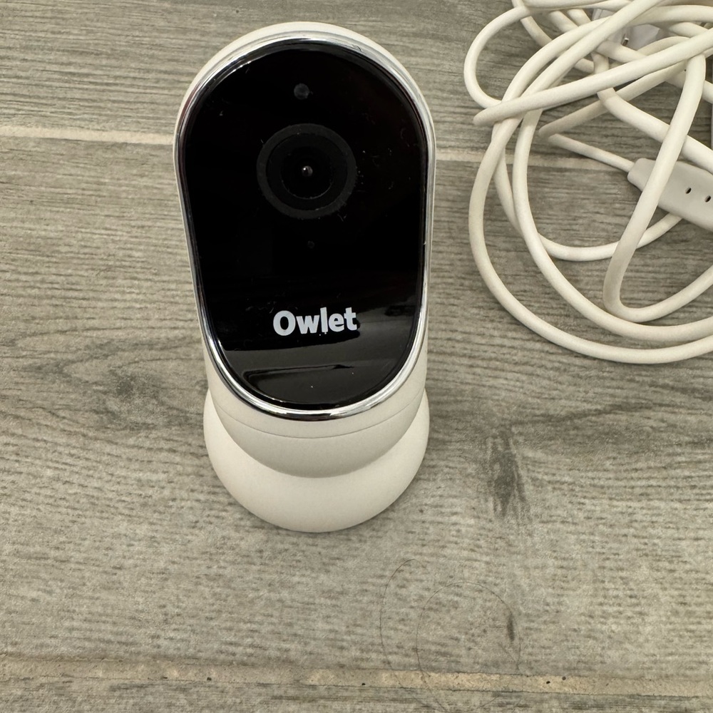 Owlet Baby Monitor - Picture 2 of 2